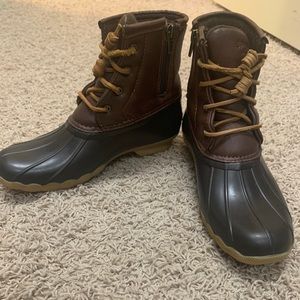 Sperry duck boots